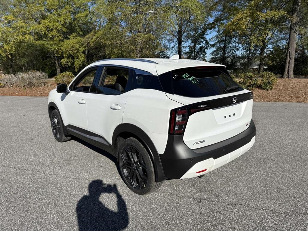 new 2025 Nissan Kicks car, priced at $29,601