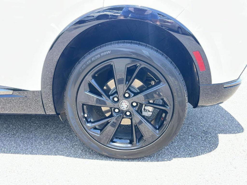 used 2023 Buick Envision car, priced at $24,285