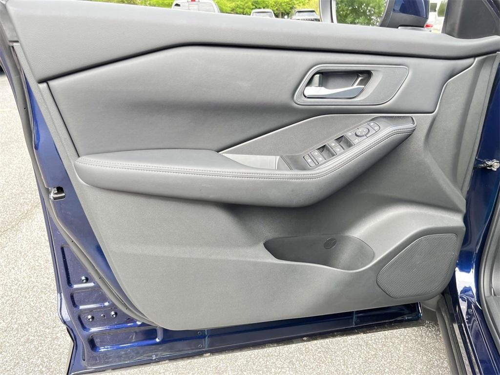 new 2025 Nissan Rogue car, priced at $30,541