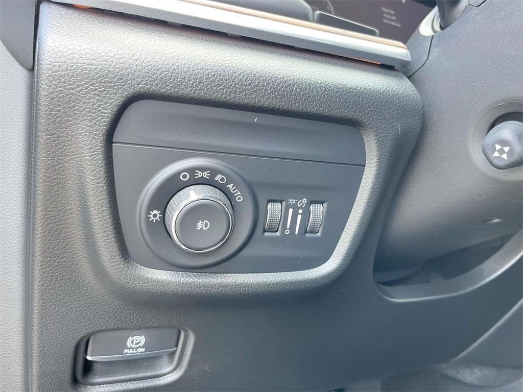 used 2023 Jeep Grand Cherokee L car, priced at $39,285