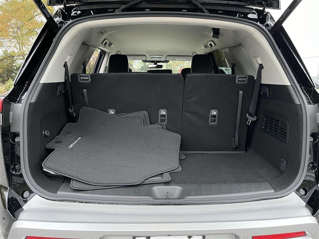 new 2025 Nissan Pathfinder car, priced at $41,894