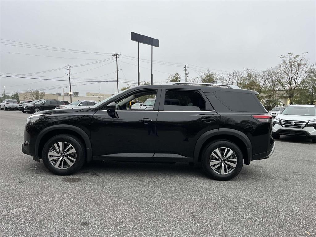 new 2025 Nissan Pathfinder car, priced at $41,894