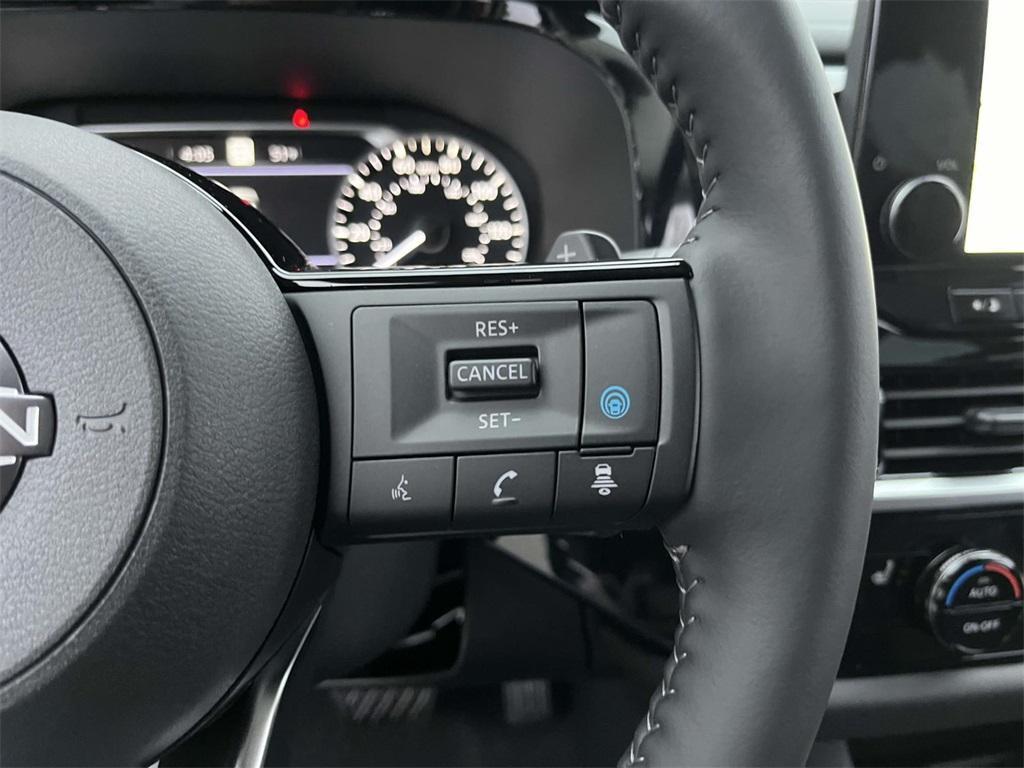 new 2025 Nissan Pathfinder car, priced at $41,894