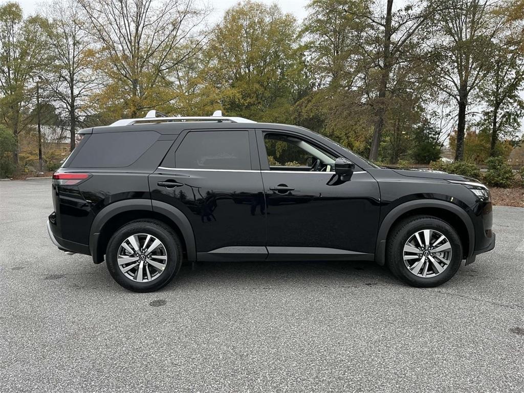 new 2025 Nissan Pathfinder car, priced at $41,894