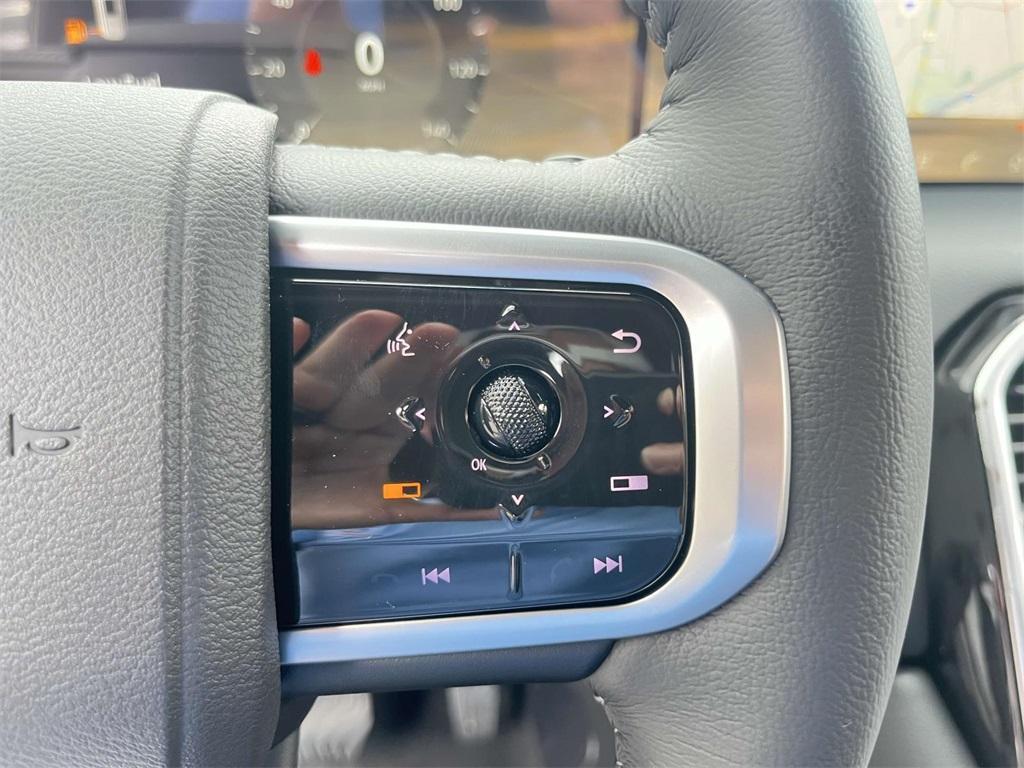 new 2025 Nissan Armada car, priced at $69,867