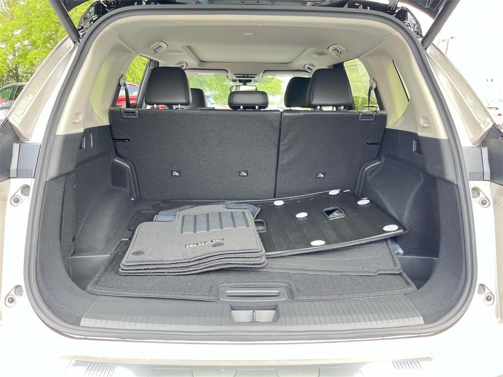 new 2025 Nissan Rogue car, priced at $40,998