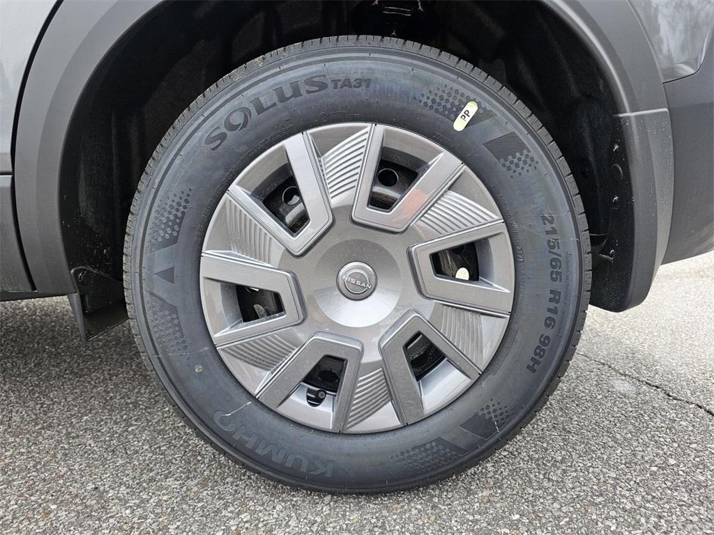 new 2025 Nissan Kicks car, priced at $24,650