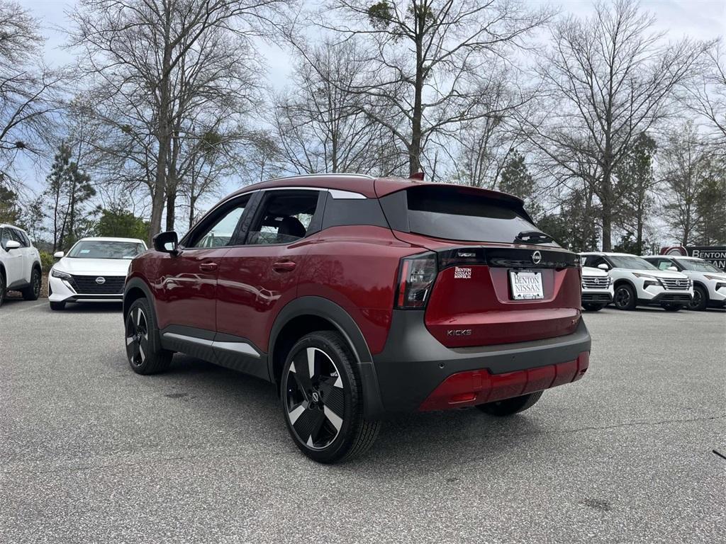 new 2025 Nissan Kicks car, priced at $27,695
