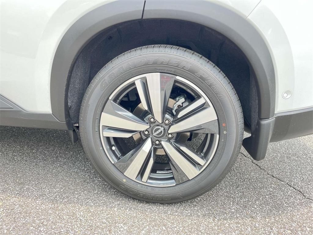 new 2025 Nissan Rogue car, priced at $37,039