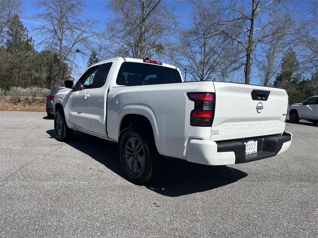 new 2025 Nissan Frontier car, priced at $32,283