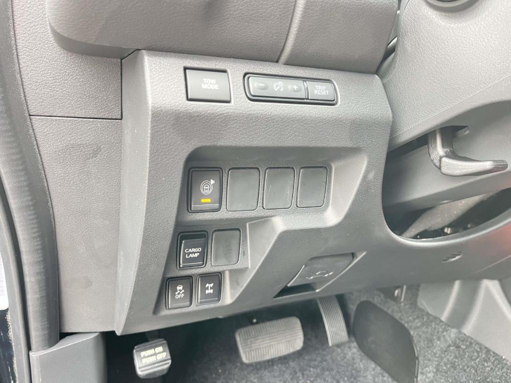 new 2026 Nissan Frontier car, priced at $41,883