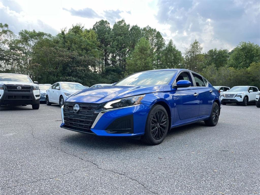 new 2025 Nissan Altima car, priced at $27,806