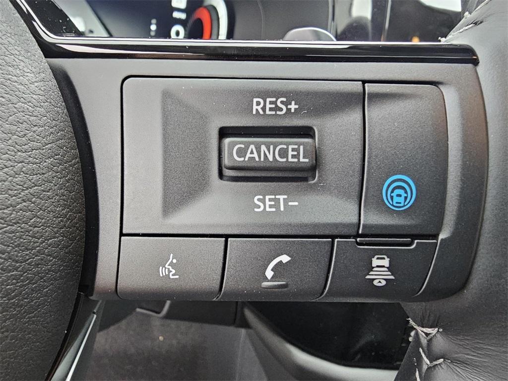 new 2025 Nissan Pathfinder car, priced at $49,213