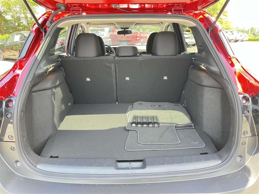 new 2025 Nissan Kicks car, priced at $27,222