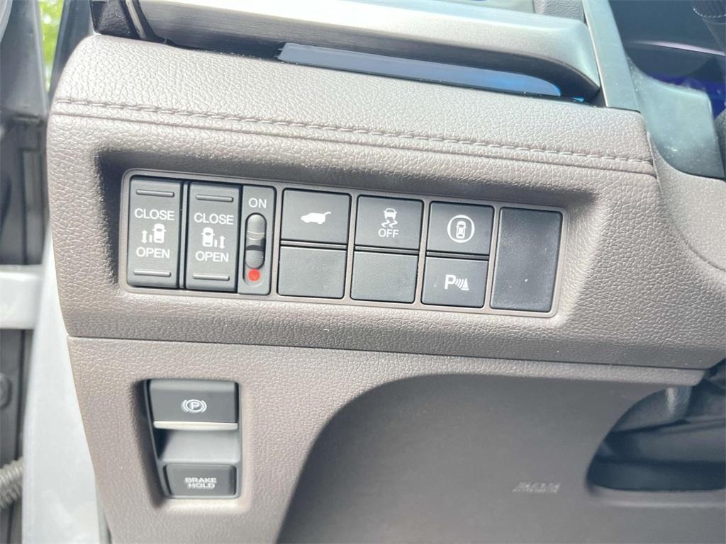 used 2024 Honda Odyssey car, priced at $38,785