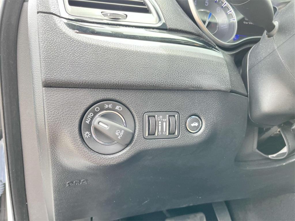 used 2021 Chrysler 300 car, priced at $25,985