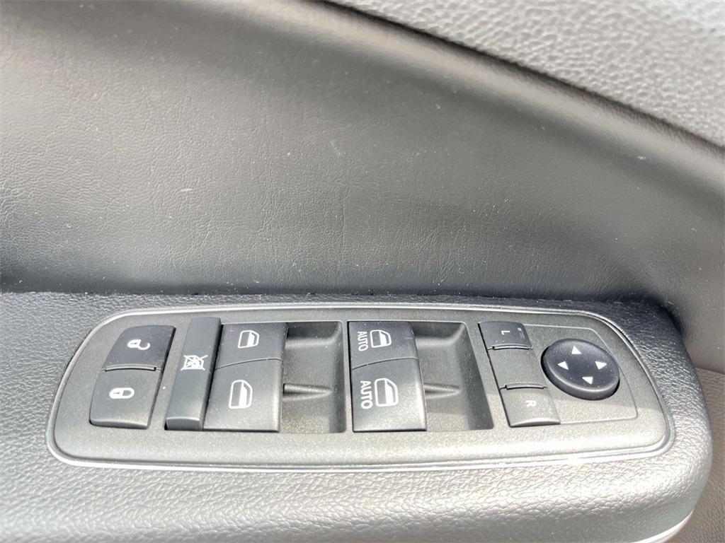 used 2021 Chrysler 300 car, priced at $25,985