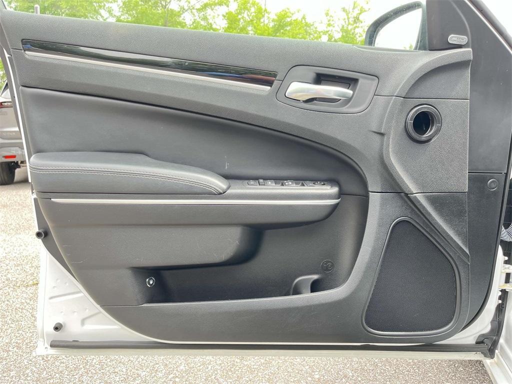 used 2021 Chrysler 300 car, priced at $25,985