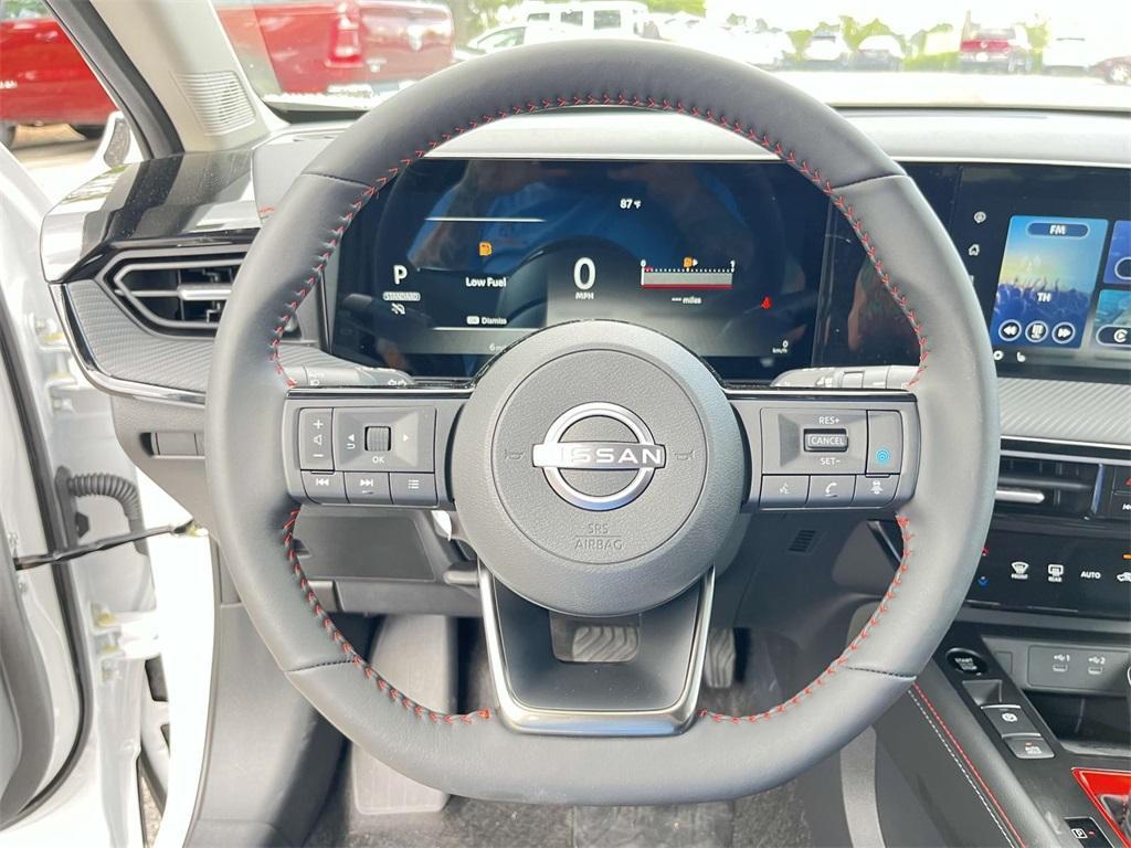 new 2025 Nissan Kicks car, priced at $28,883