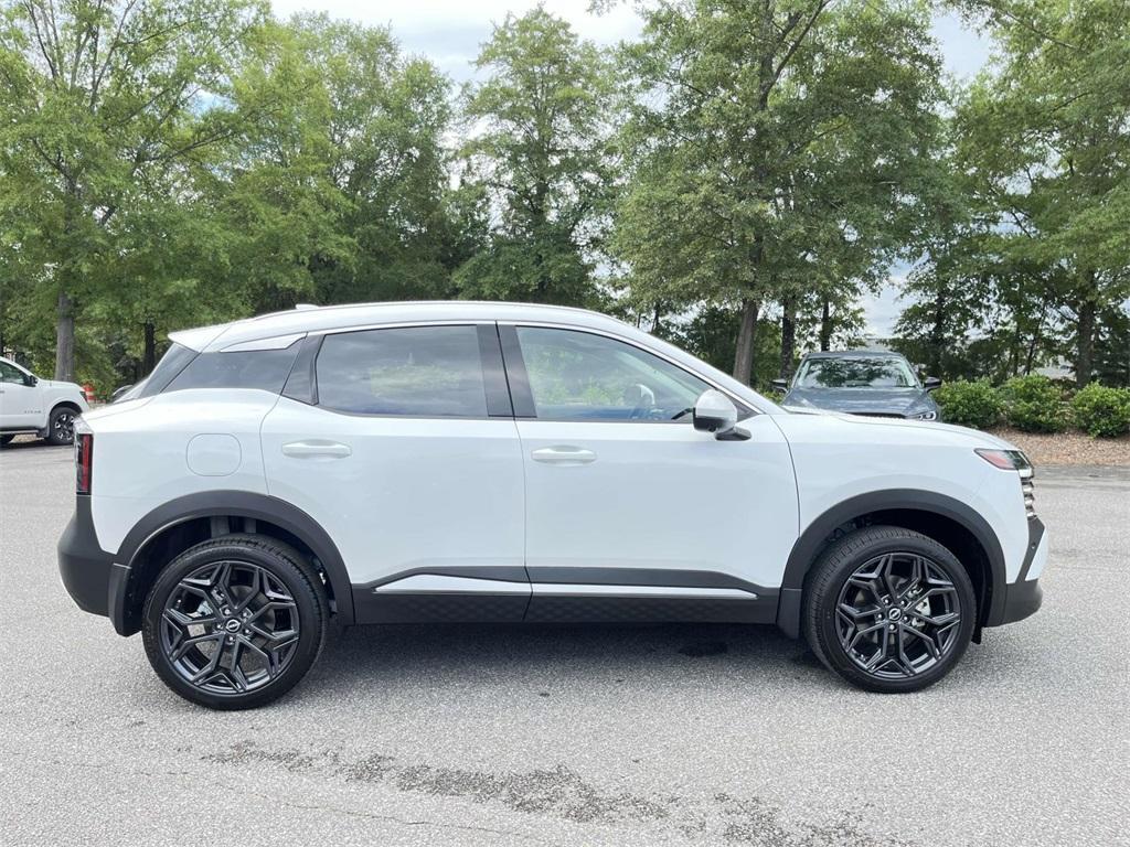 new 2025 Nissan Kicks car, priced at $28,883