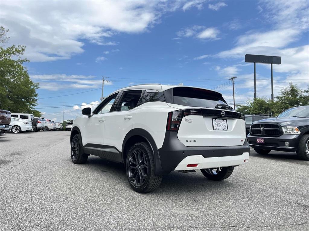 new 2025 Nissan Kicks car, priced at $28,883