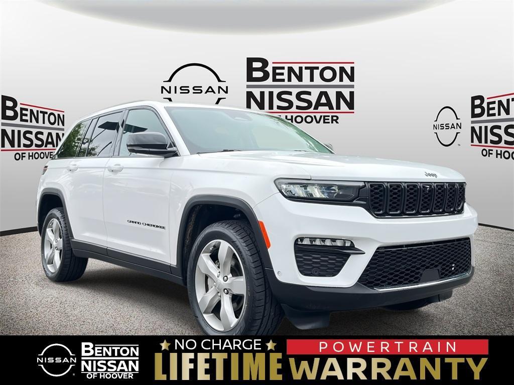 used 2023 Jeep Grand Cherokee car, priced at $29,285
