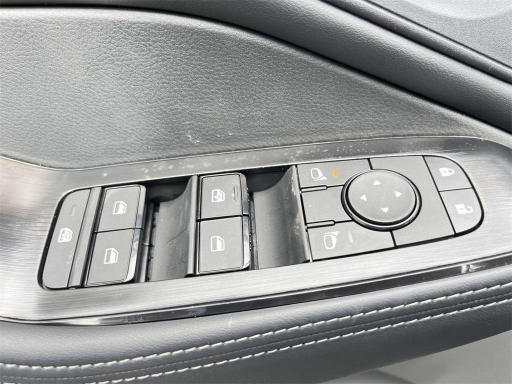 new 2025 Nissan Rogue car, priced at $30,785