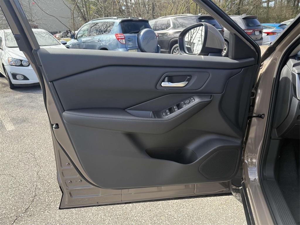 new 2025 Nissan Rogue car, priced at $30,509