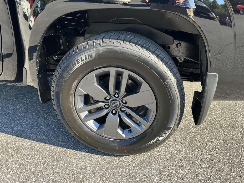 new 2025 Nissan Frontier car, priced at $36,124