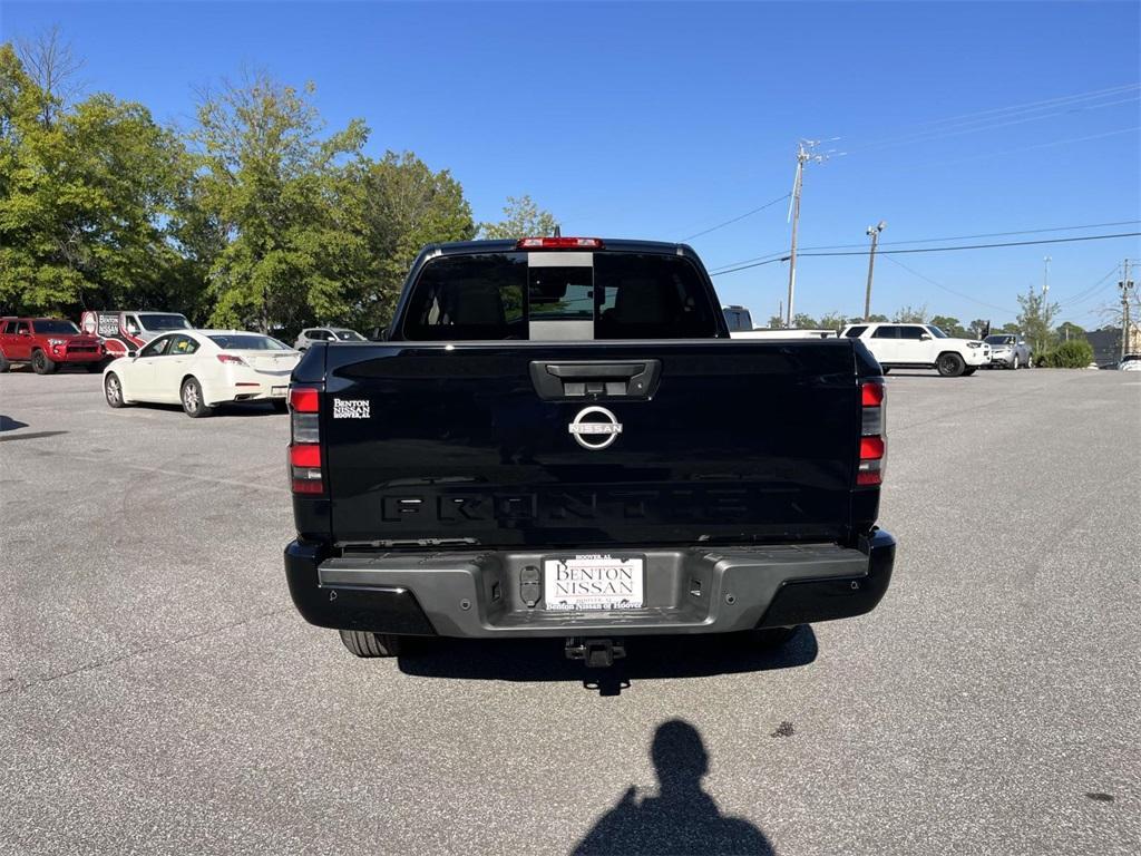 new 2025 Nissan Frontier car, priced at $36,124