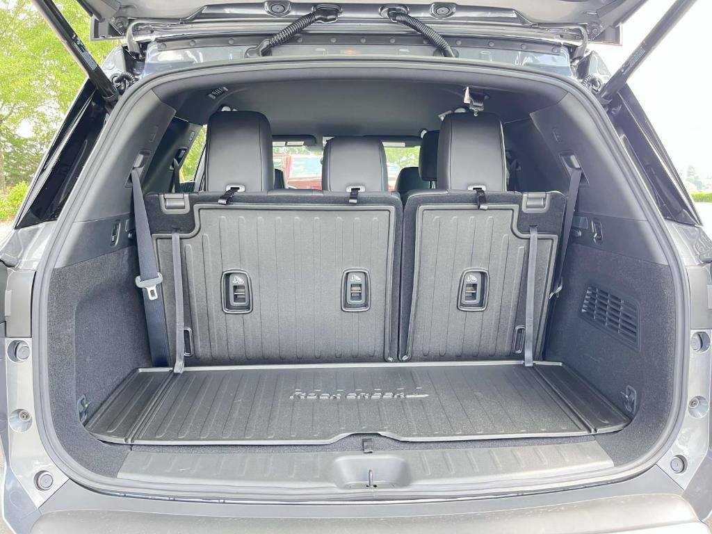 new 2025 Nissan Pathfinder car, priced at $42,663