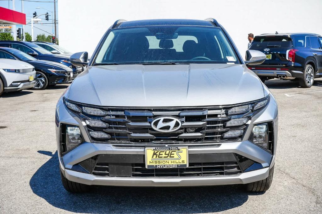 new 2025 Hyundai TUCSON Hybrid car, priced at $37,610