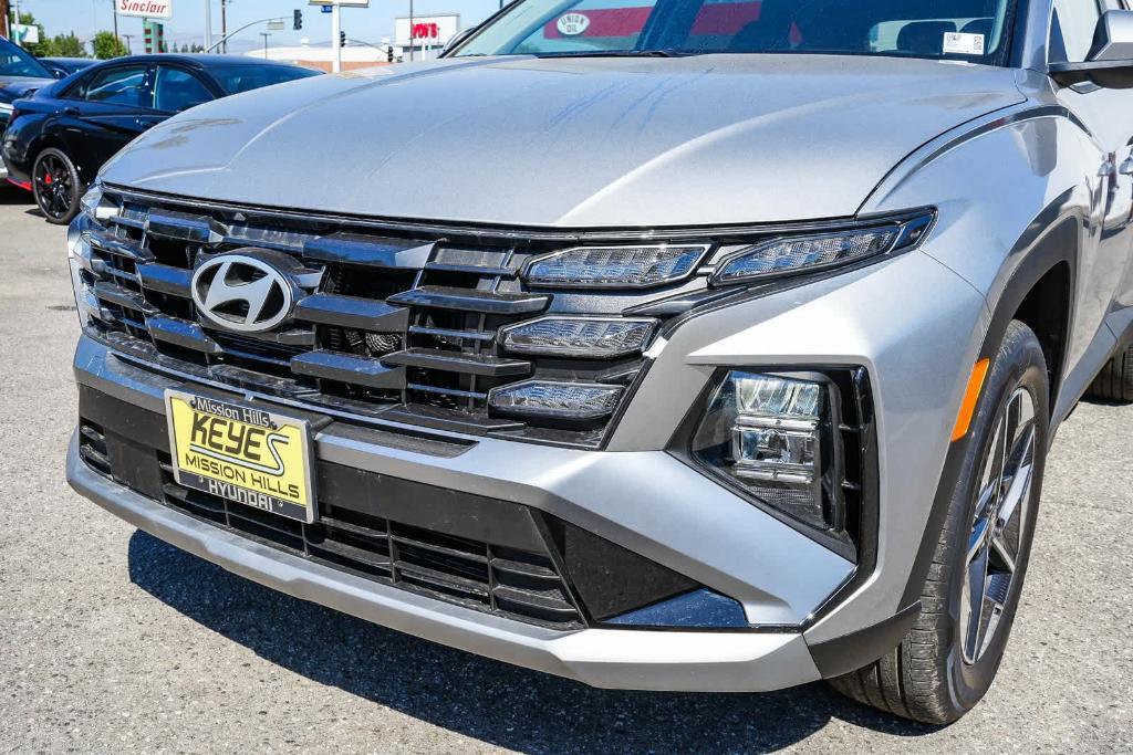 new 2025 Hyundai TUCSON Hybrid car, priced at $37,610