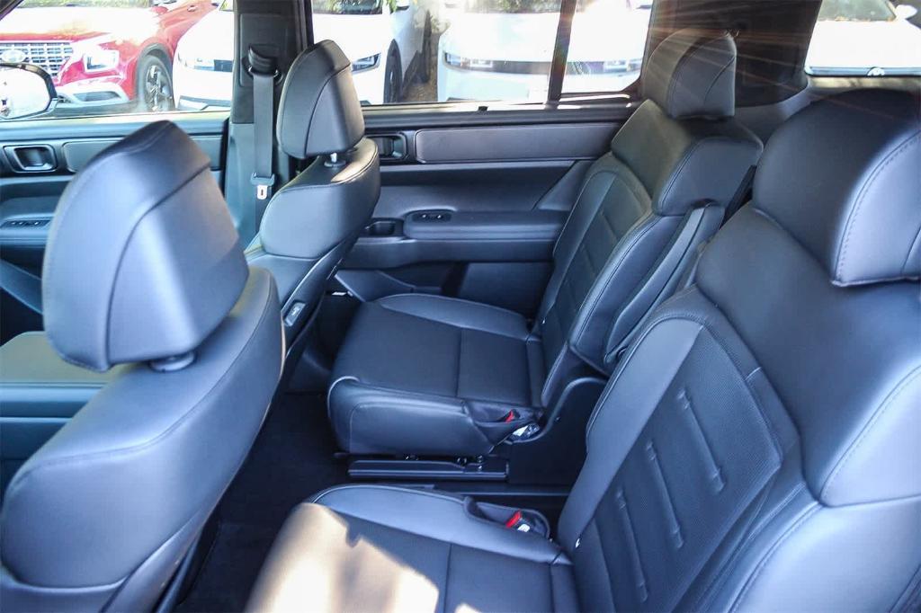 new 2025 Hyundai SANTA FE HEV car, priced at $49,472
