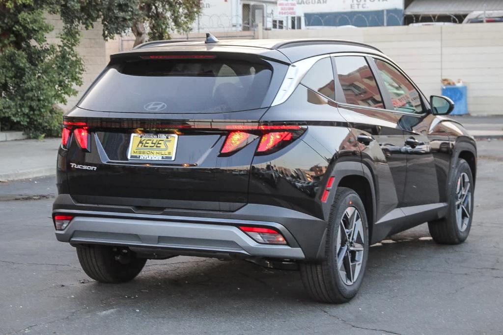 new 2025 Hyundai Tucson car, priced at $32,005