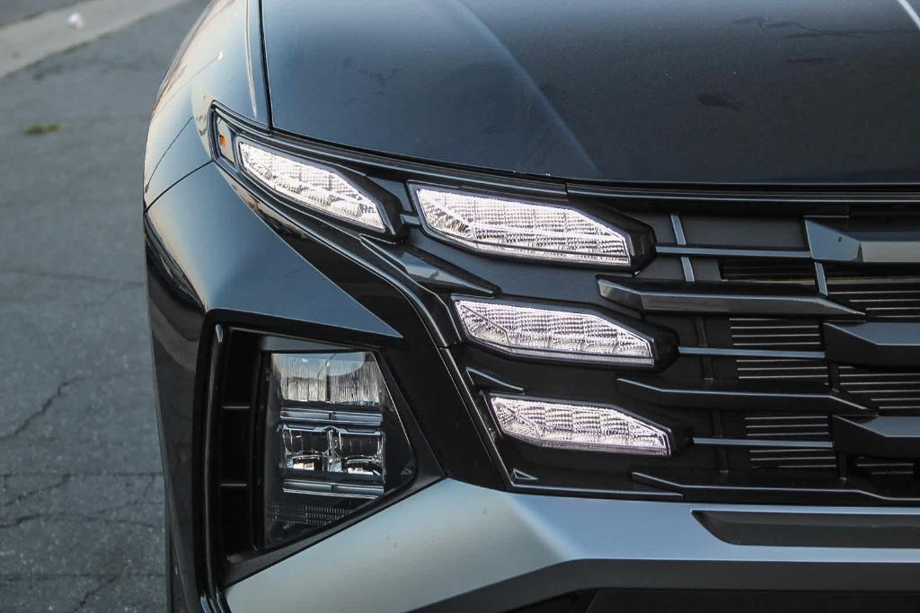 new 2025 Hyundai Tucson car, priced at $32,005