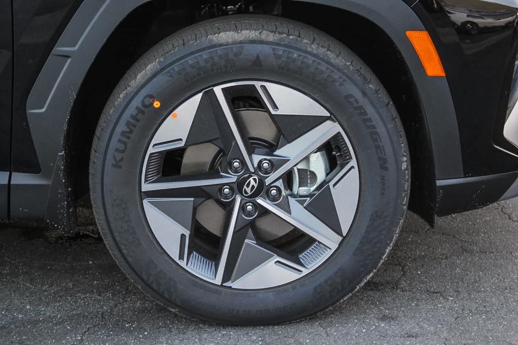 new 2025 Hyundai Tucson car, priced at $32,005