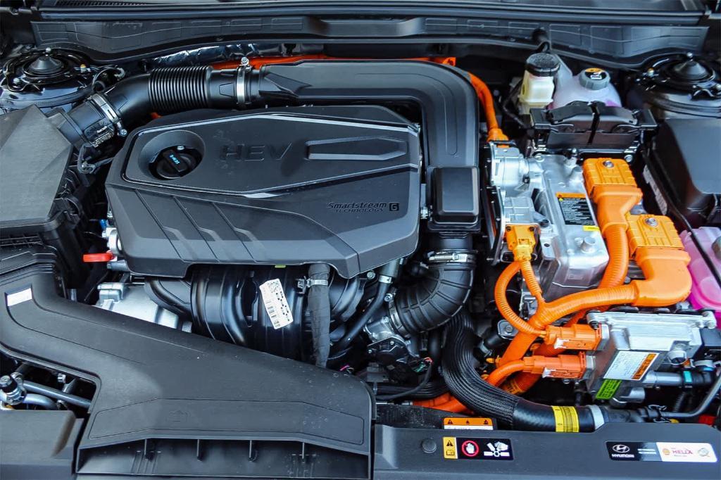 new 2025 Hyundai Sonata Hybrid car, priced at $36,487