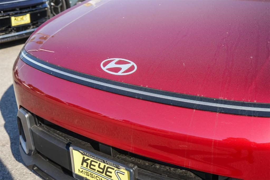 new 2025 Hyundai Kona car, priced at $30,198