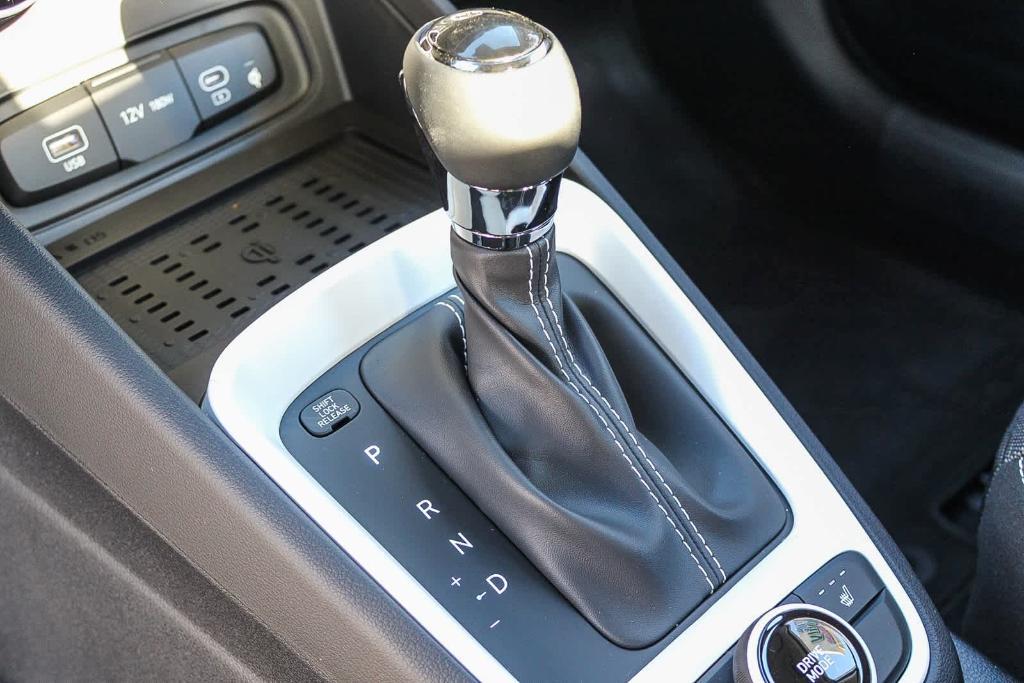 new 2025 Hyundai Venue car, priced at $24,826