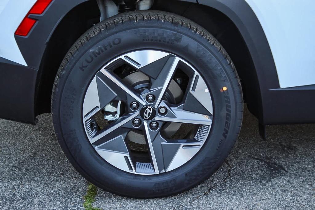 new 2025 Hyundai Tucson car, priced at $32,296
