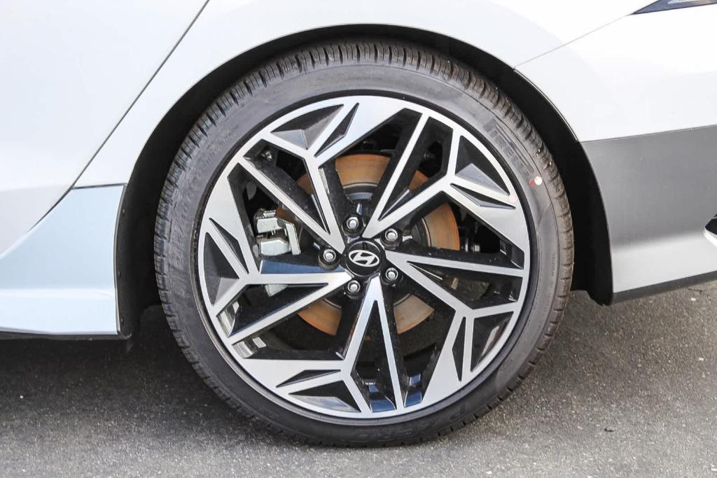 new 2025 Hyundai IONIQ 6 car, priced at $45,430