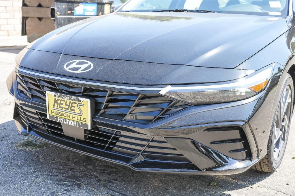 new 2025 Hyundai Elantra car, priced at $24,405