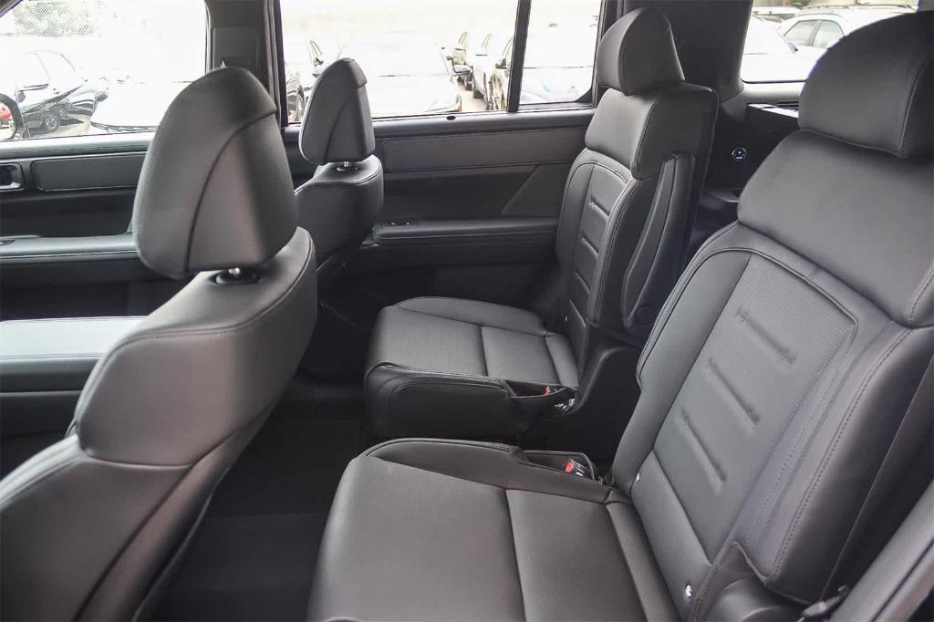 new 2025 Hyundai Santa Fe car, priced at $49,320