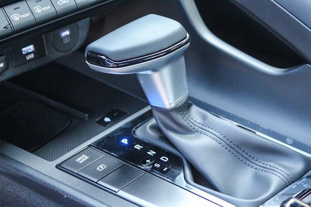 new 2025 Hyundai Elantra car, priced at $24,420