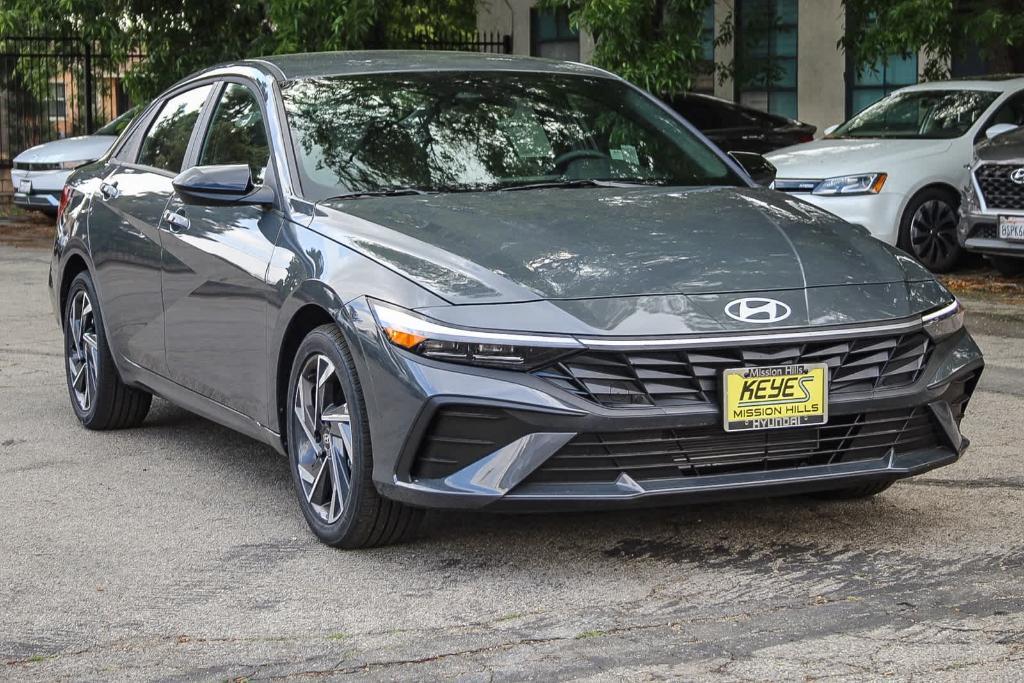 new 2025 Hyundai Elantra car, priced at $24,420