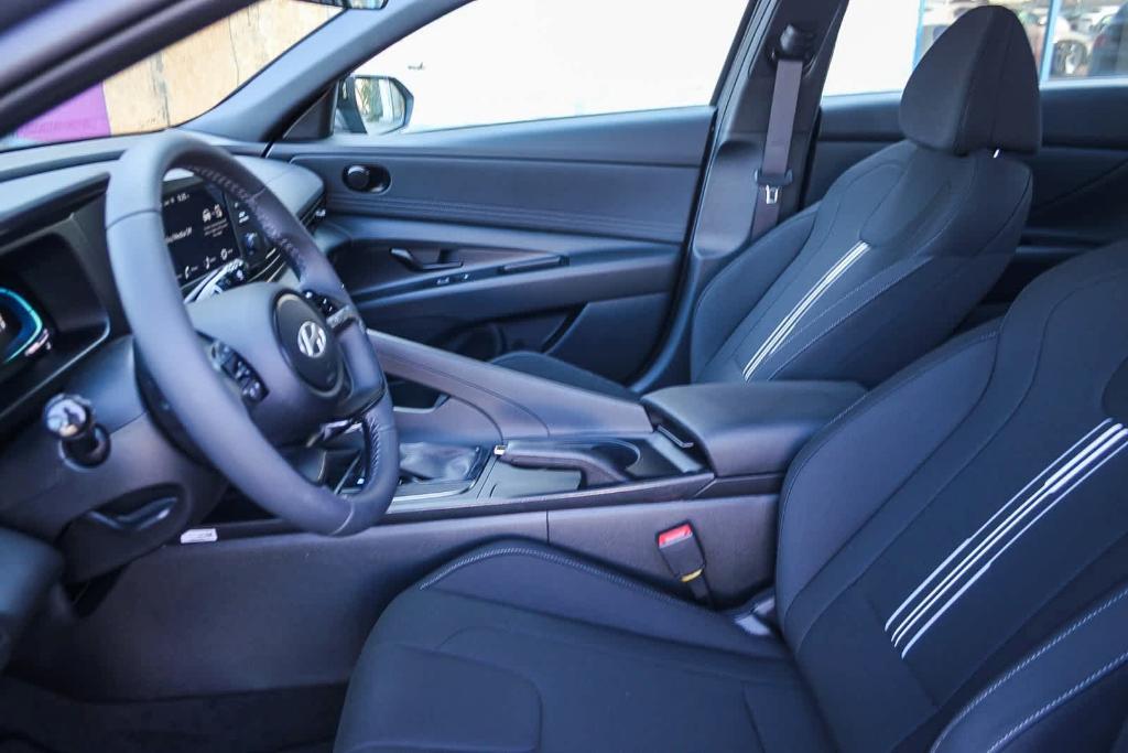 new 2025 Hyundai Elantra car, priced at $24,420