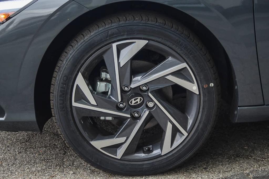 new 2025 Hyundai Elantra car, priced at $24,420