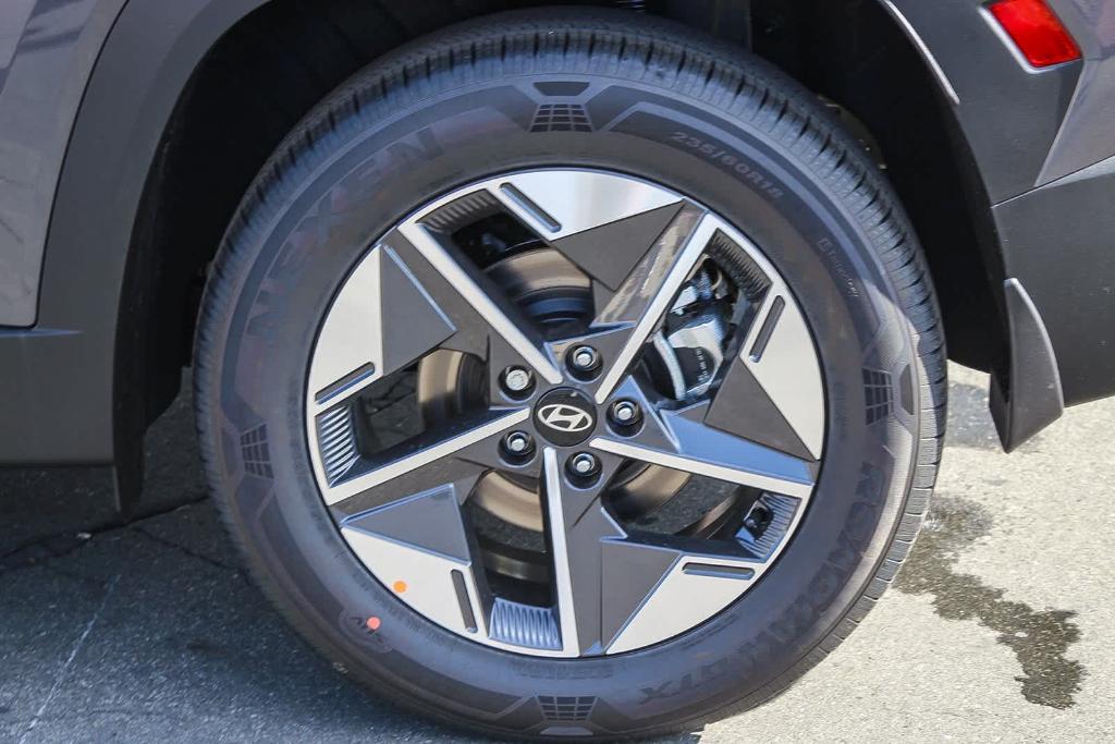 new 2025 Hyundai TUCSON Hybrid car, priced at $37,294