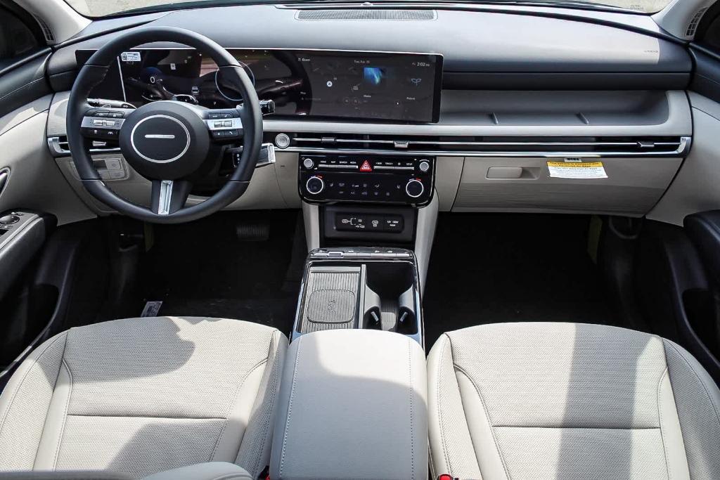 new 2025 Hyundai TUCSON Hybrid car, priced at $37,294